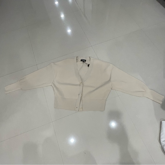 Express Cropped Cardigan | Size: Medium | Color: Beige - Picture 1 of 2
